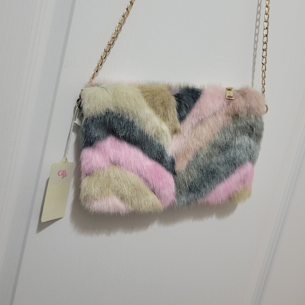 Very Pretty Purse - Picture 3 of 4